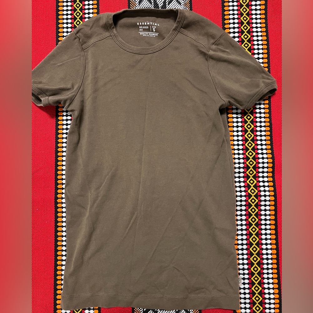 Essential Slim Fit Tee by HA - Size Small